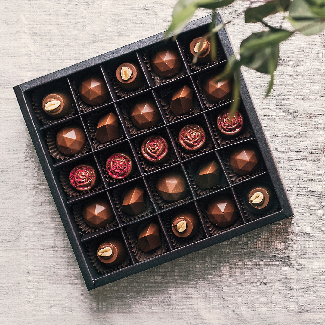 25 Piece Assorted Salt Spring Chocolate Box